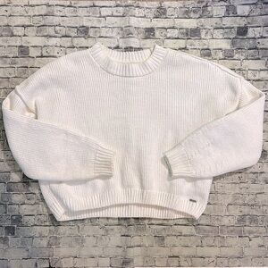 Women’s Hollister white sweater